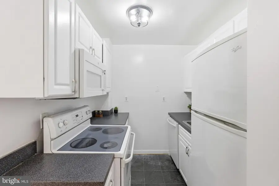 610 Longfellow St Nw #305, Washington, DC 20011 - #2