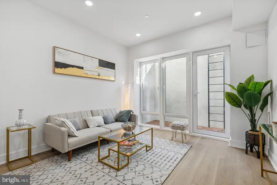 705 Quincy St Ne #2e, Washington, DC 20017 - #3