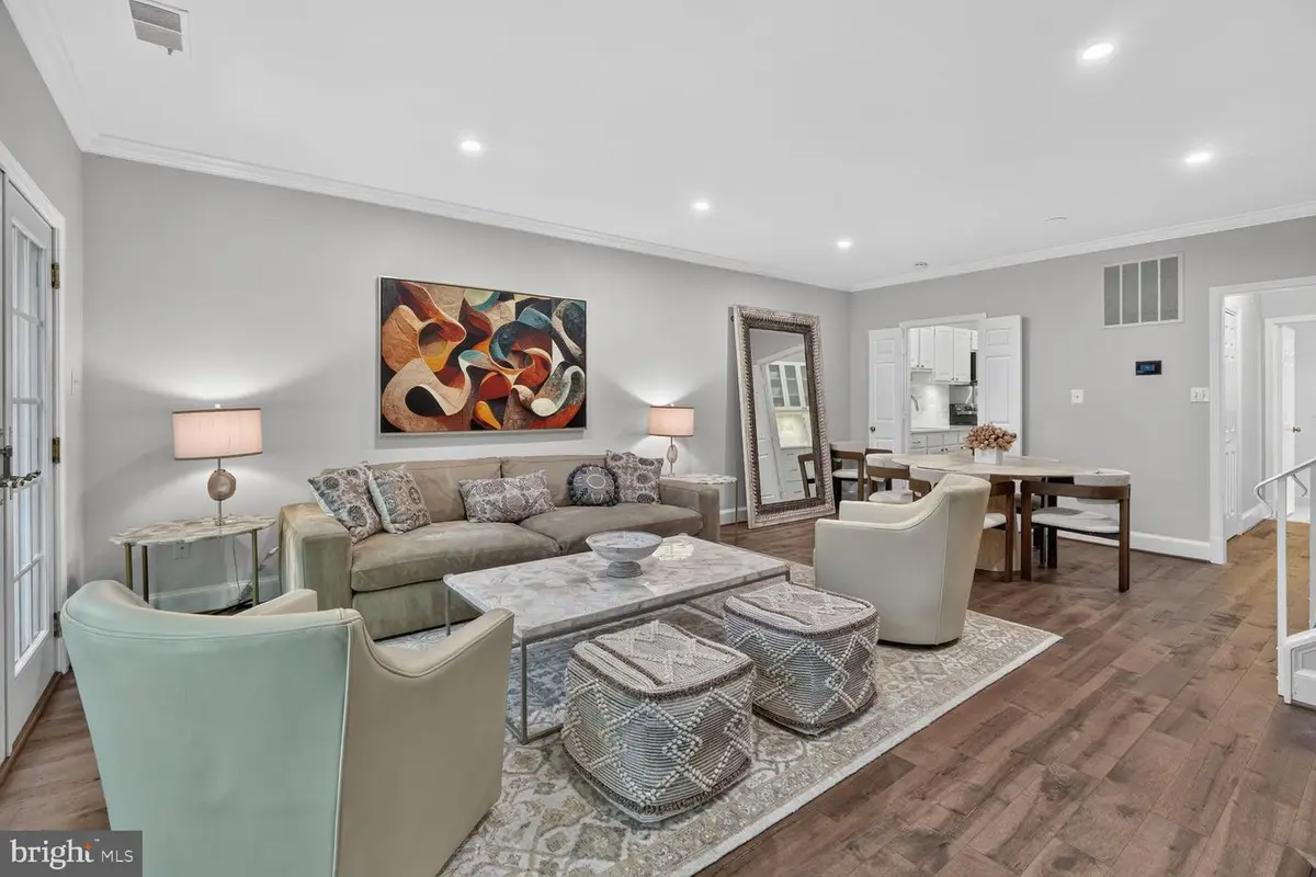 3271 Sutton Pl Nw #d, Washington, DC 20016 - #1