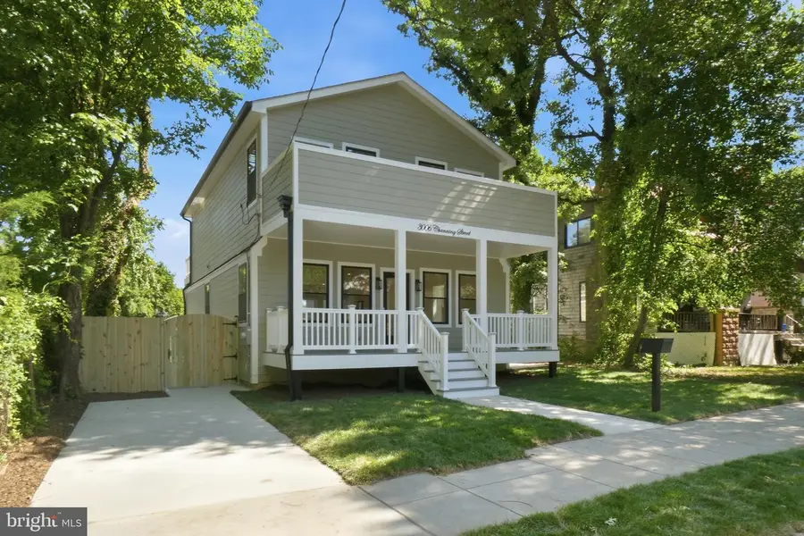 3006 Channing St Ne, Washington, DC 20018 - #2