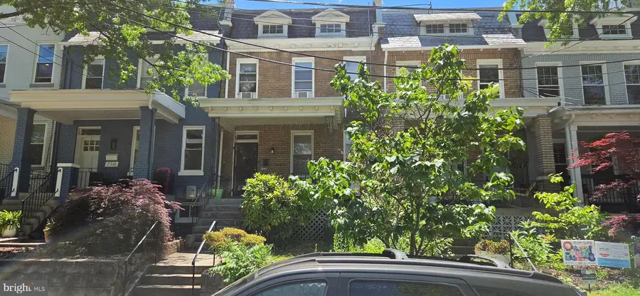 718 Varnum Street, Nw Varnum St Nw, Washington, DC 20011 - #2