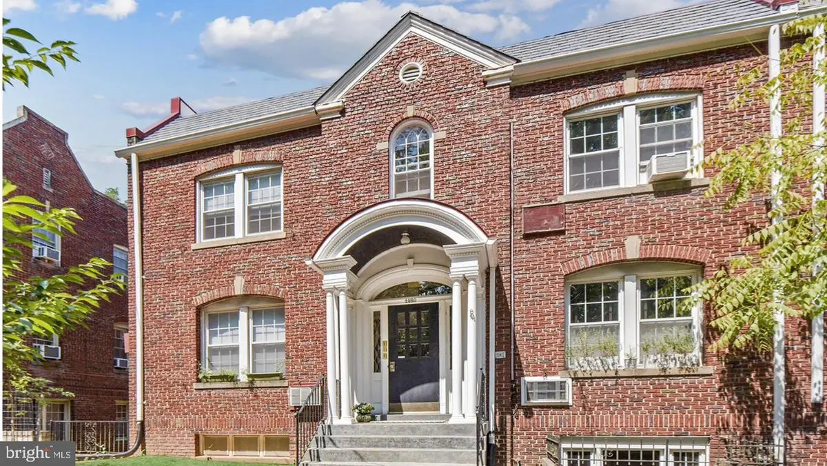 2520 41st St Nw, Washington, DC 20007 - #1