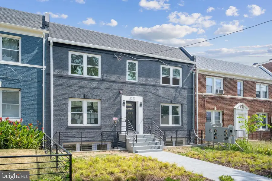 1372 Bryant St Ne #2a, Washington, DC 20018 - #3