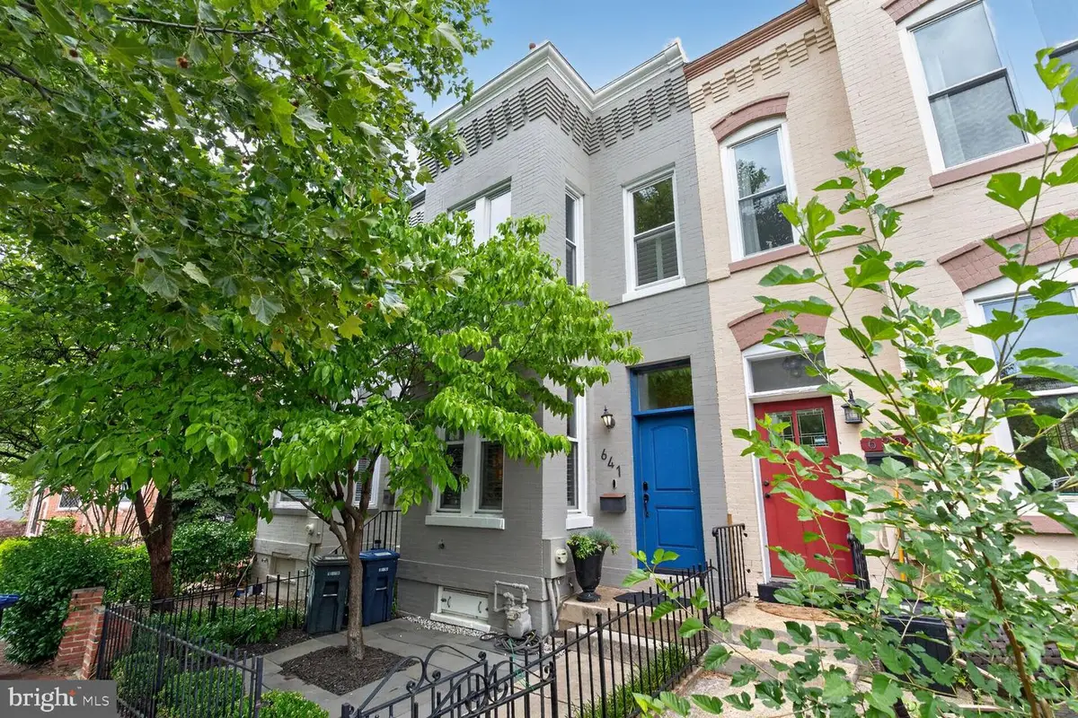 641 Ne 11th St Ne, Washington, DC 20002 - #1