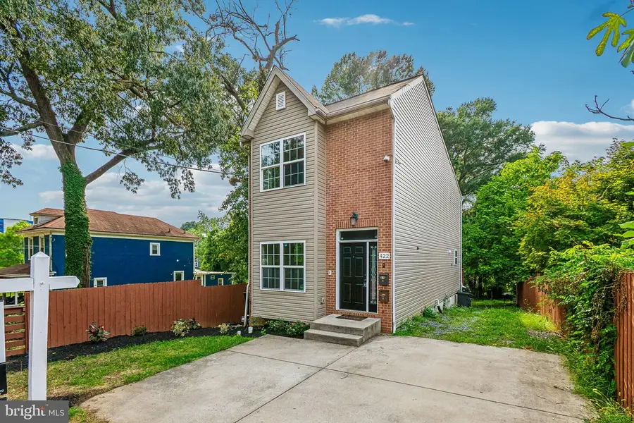 422 58th St Ne, Washington, DC 20019 - #2
