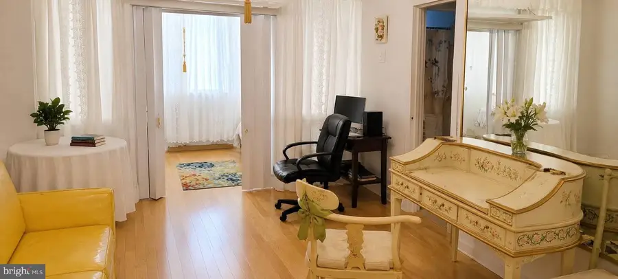 1 Scott Cir Nw #6, Washington, DC 20036 - #3