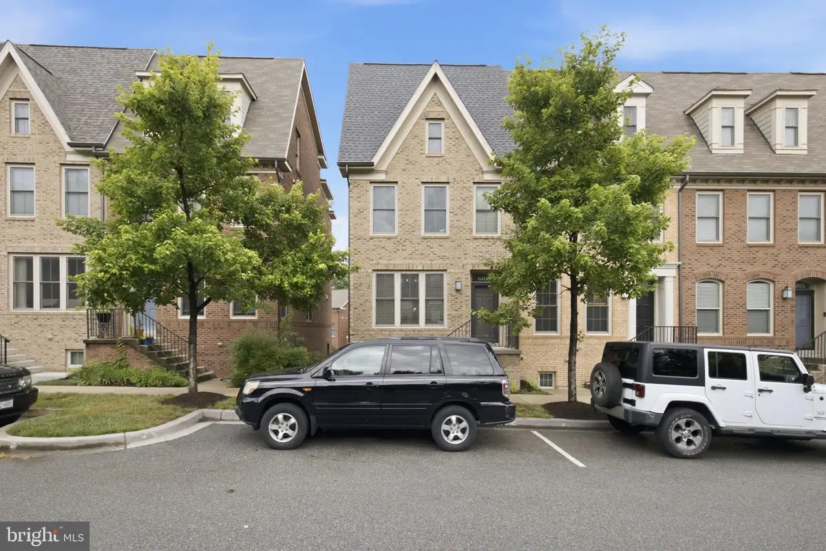 6109 Solent Pl Ne, Washington, DC 20011 - #1