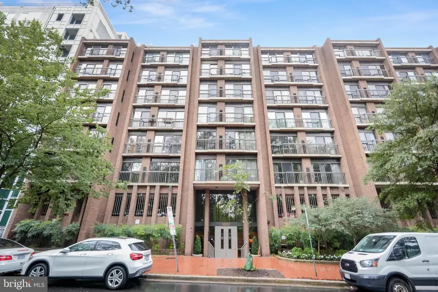 1001 Nw 26th Street Nw #806, Washington, DC 20037 - #2