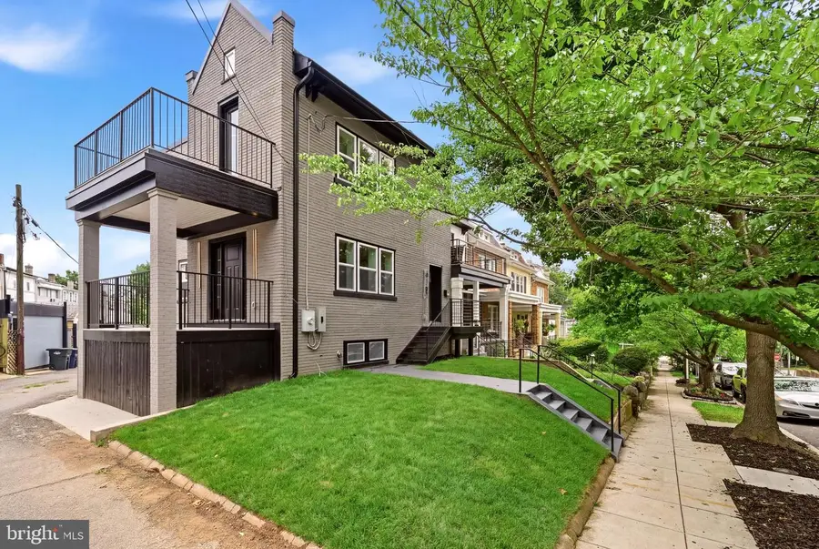 418 Allison St Nw, Washington, DC 20011 - #2