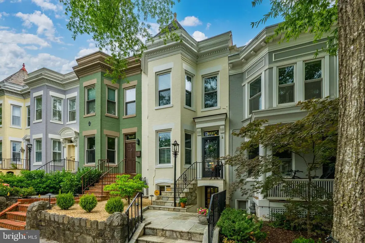2219 Hall Pl Nw, Washington, DC 20007 - #1
