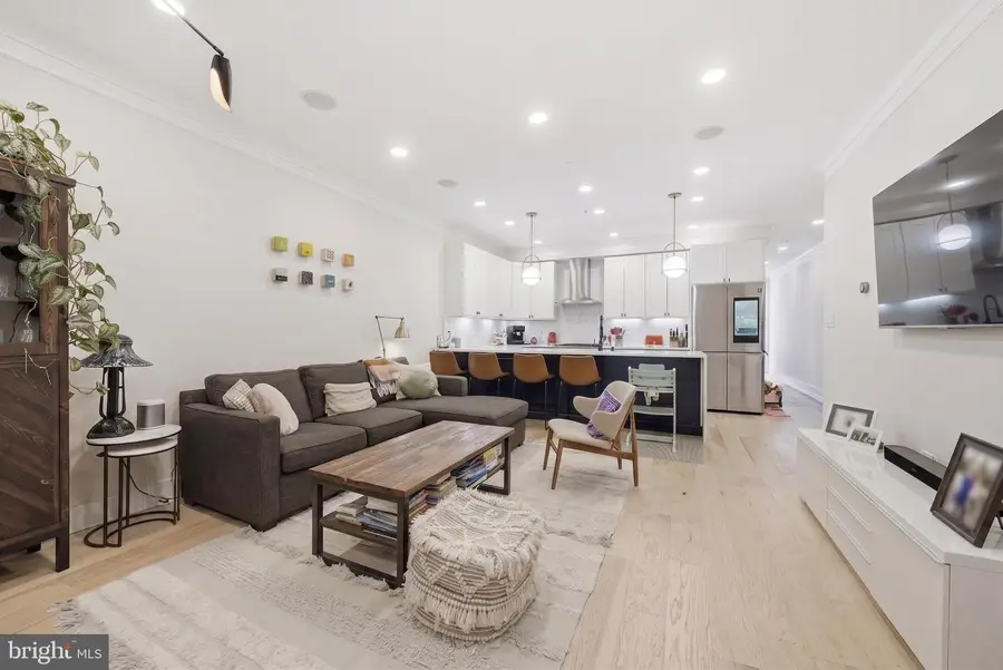756 Princeton Pl Nw #1, Washington, DC 20010 - #2