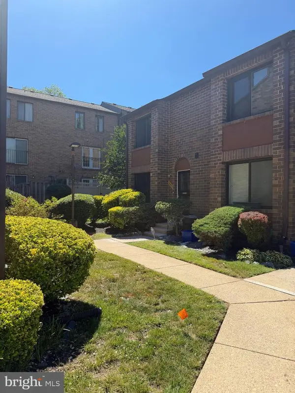 3157 Apple Rd Ne #5, WASHINGTON, DC 20018