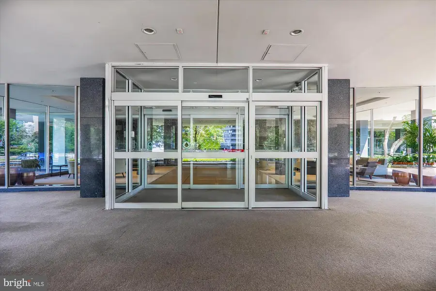2475 Virginia Ave Nw #102, Washington, DC 20037 - #2