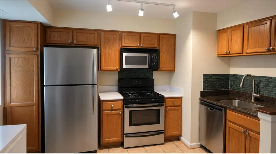 4124 Ames St Ne #203, Washington, DC 20019 - #2