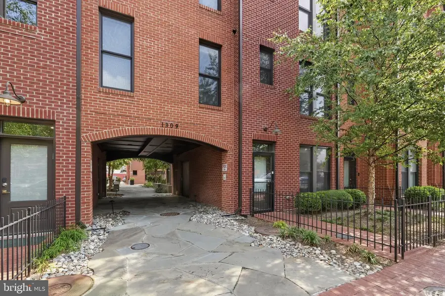 1309 E St Se #20, Washington, DC 20003 - #2