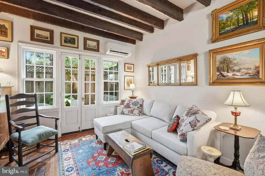 5 Pomander Walk Nw, Washington, DC 20007 - #3