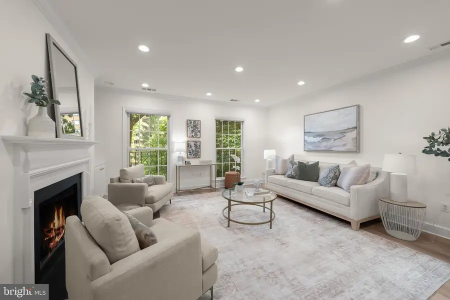 3229 Sutton Pl Nw #b, Washington, DC 20016 - #3