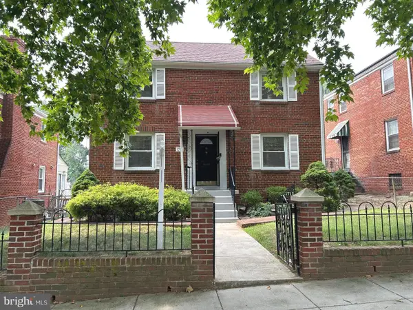 1715 Girard St Ne, WASHINGTON, DC 20018