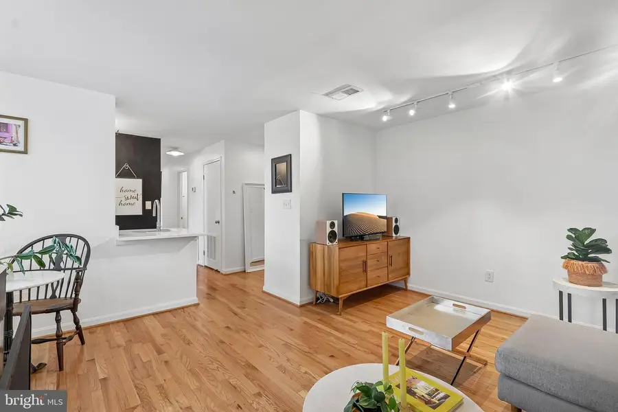 1495 Newton St Nw #404, Washington, DC 20010 - #3