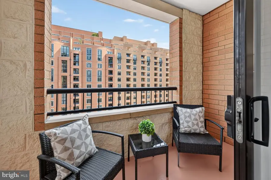 400 Massachusetts Ave Nw #711, Washington, DC 20001 - #3