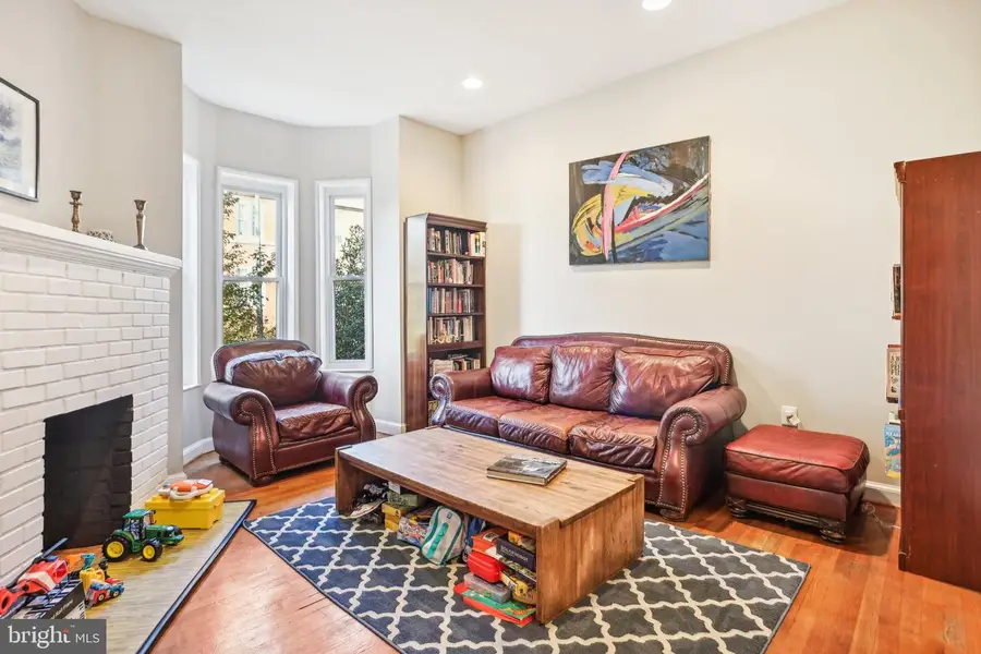 403 E St Ne, Washington, DC 20002 - #2