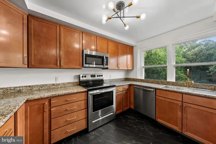 1800 28th Pl Se #205, Washington, DC 20020 - #2