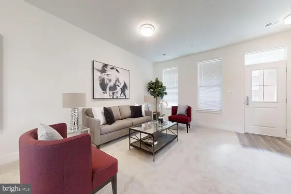 59 49th St Se, WASHINGTON, DC 20019