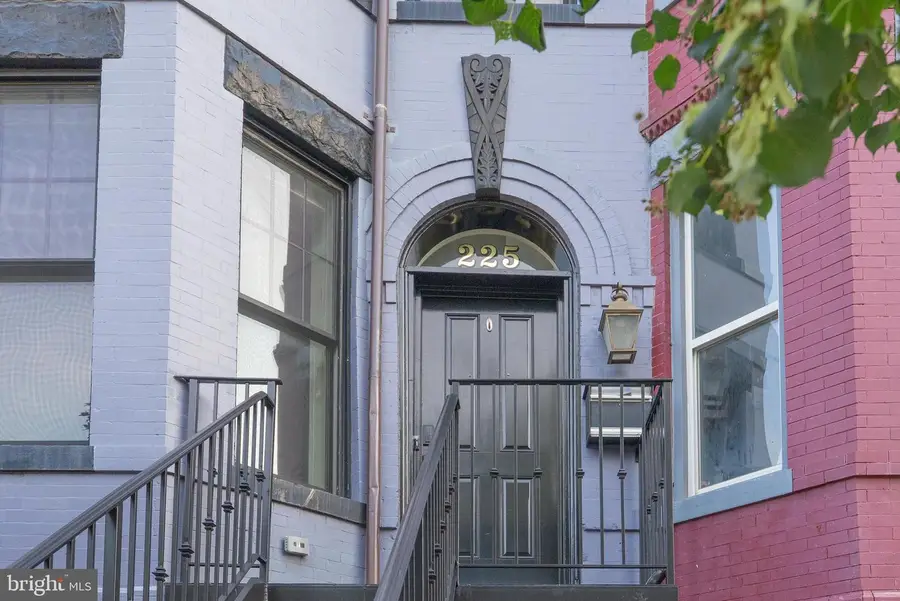 225 R St Nw, Washington, DC 20001 - #2