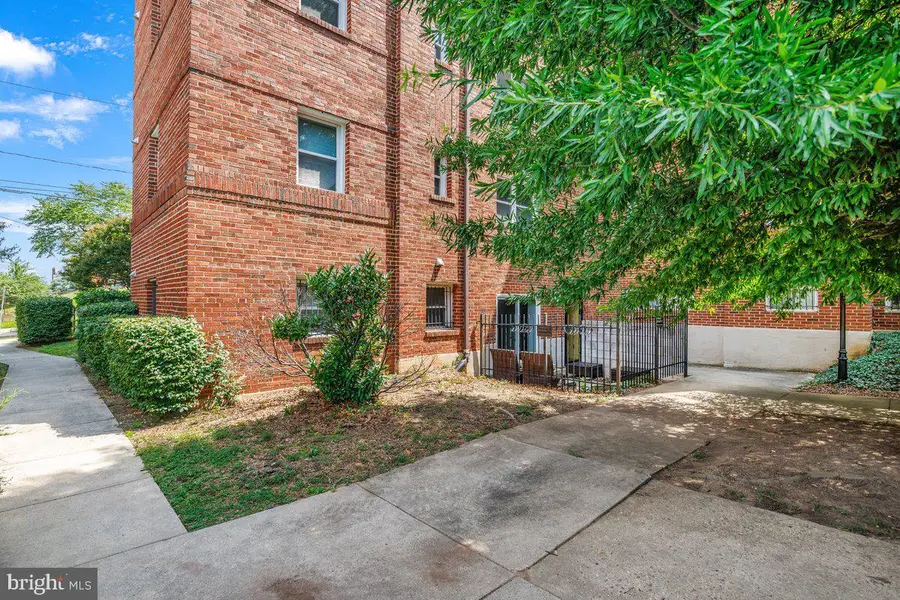 1800 28th Pl Se #2, Washington, DC 20020 - #2