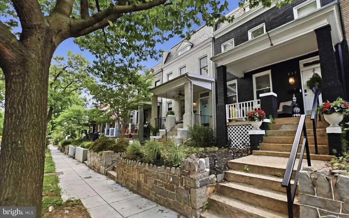 939 15th St Se, Washington, DC 20003 - #1