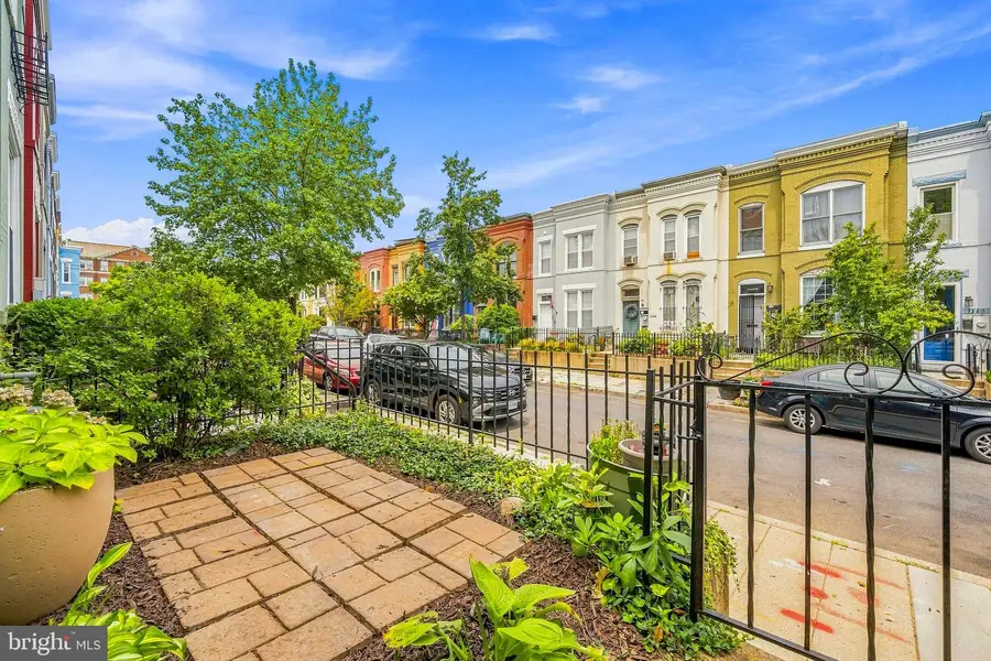 1327 Emerald St Ne, Washington, DC 20002 - #2