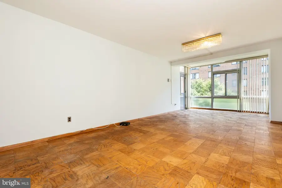 730 24th St Nw #414, Washington, DC 20037 - #3
