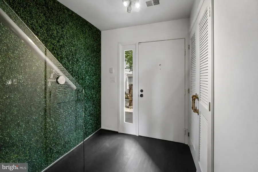 42 Hawthorne Ct Ne #42, Washington, DC 20017 - #3