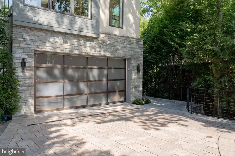 2905 University Ter Nw, Washington, DC 20016 - #2