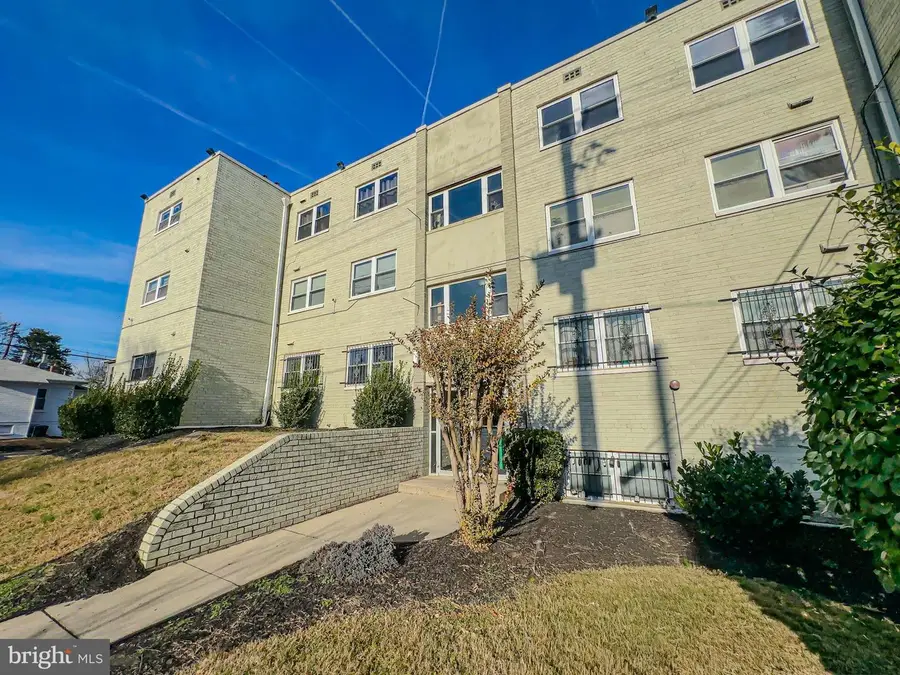 4810 Quarles St Ne #201, Washington, DC 20019 - #3