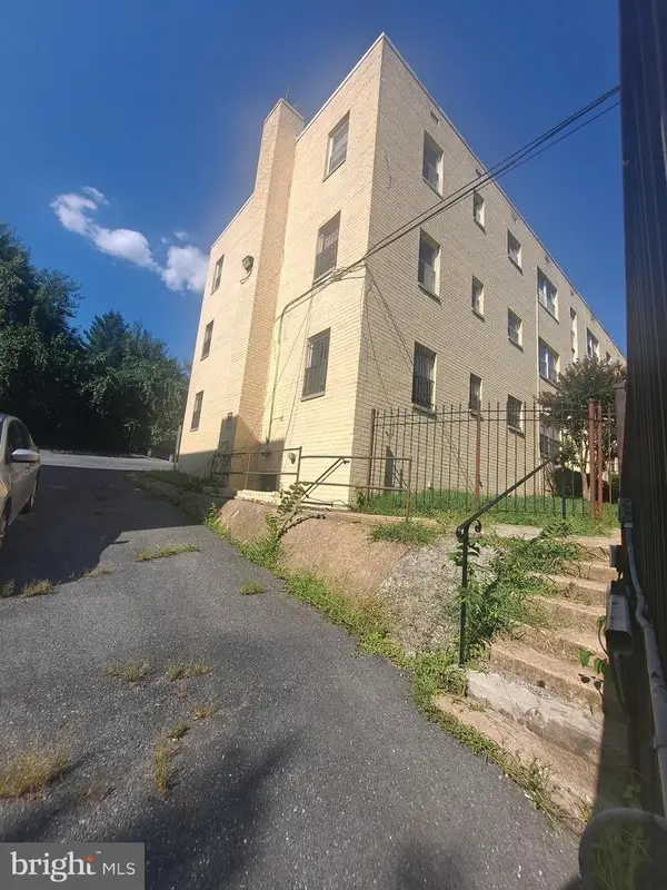 4810 C St Se #301, WASHINGTON, DC 20019