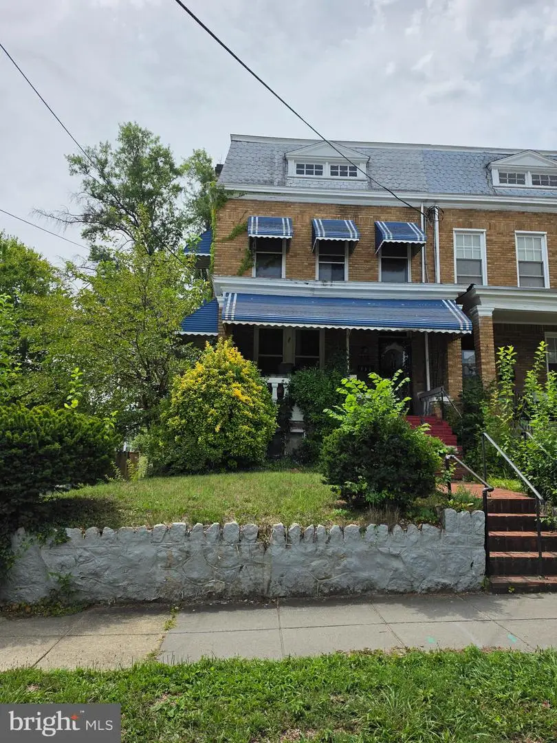410 Nicholson St Nw, Washington, DC 20011 - #1