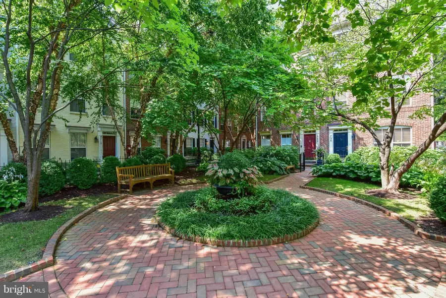 715 G St Sw, Washington, DC 20024 - #2