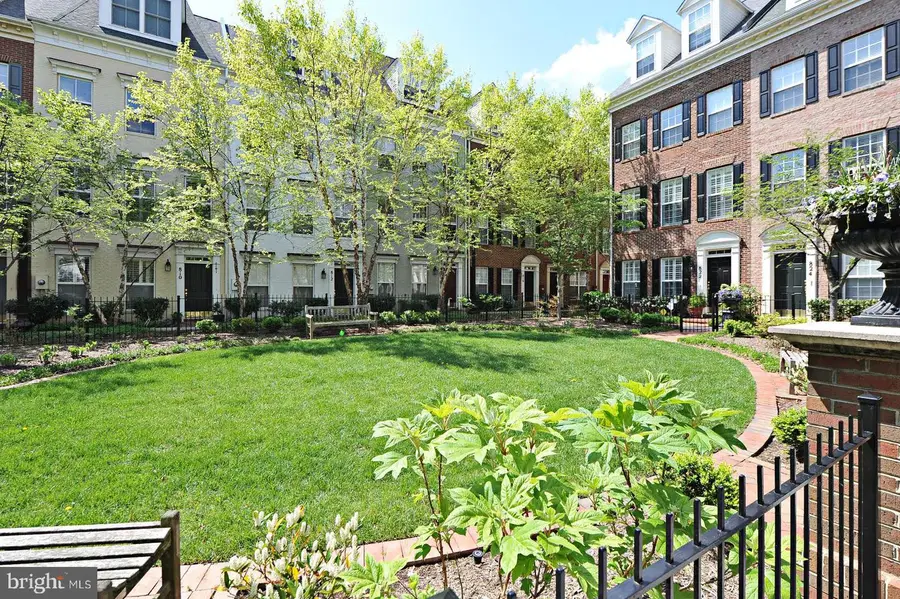 715 G St Sw, Washington, DC 20024 - #3