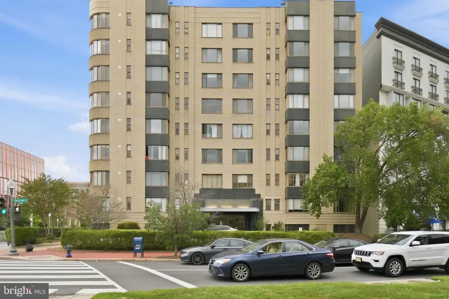 1 Scott Cir Nw #ph, Washington, DC 20036 - #3
