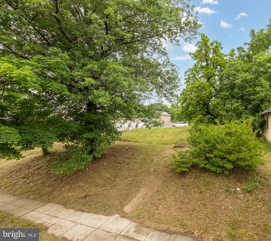 4336 Douglas St Ne, Washington, DC 20019 - #2