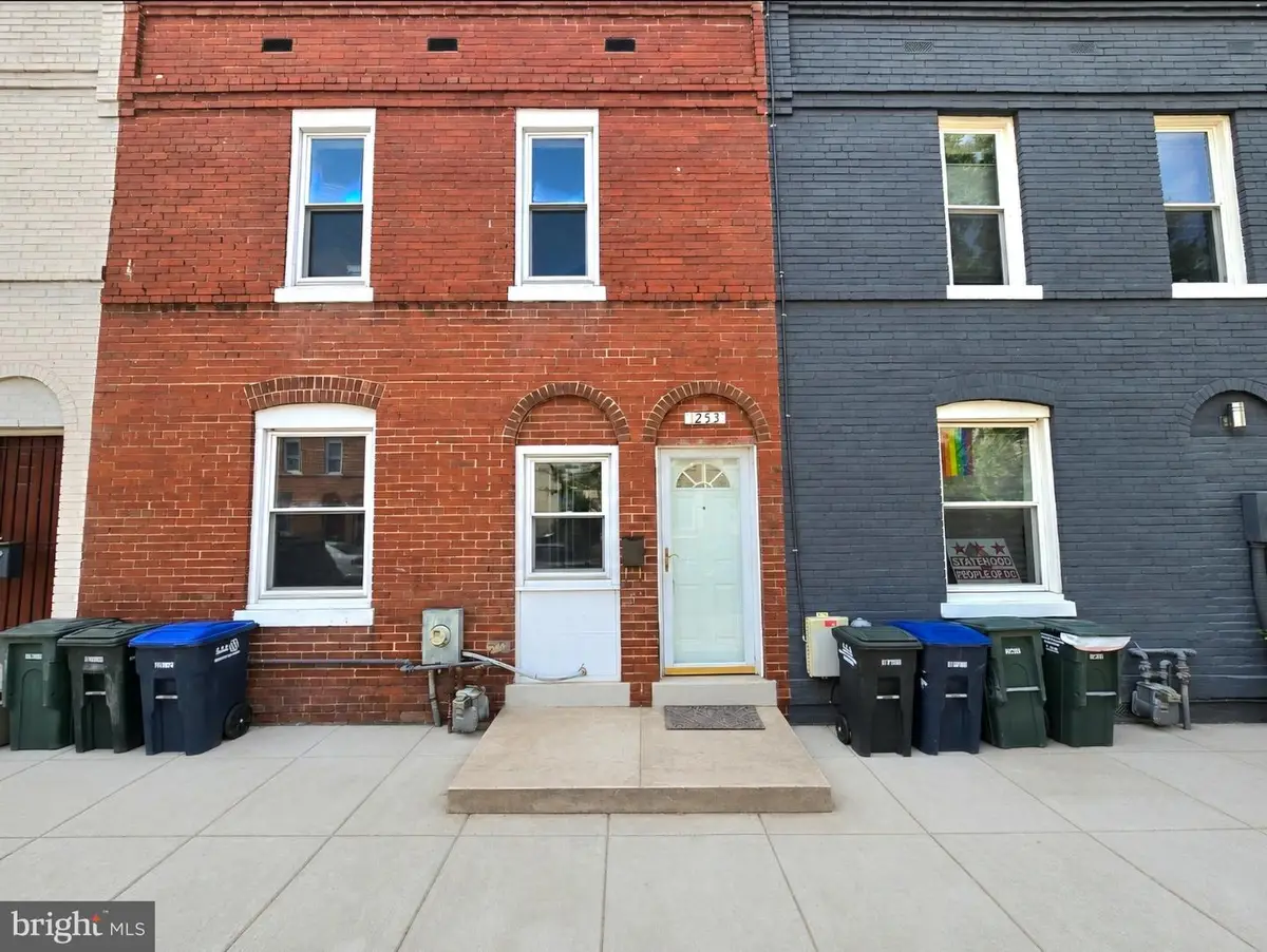 1253 Carrollsburg Pl Sw, Washington, DC 20024 - #1