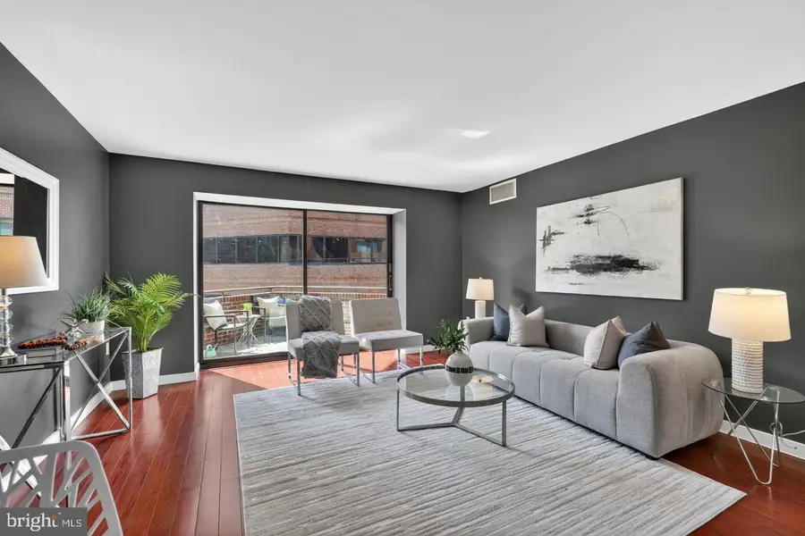 1015 33rd St Nw #409, Washington, DC 20007 - #2