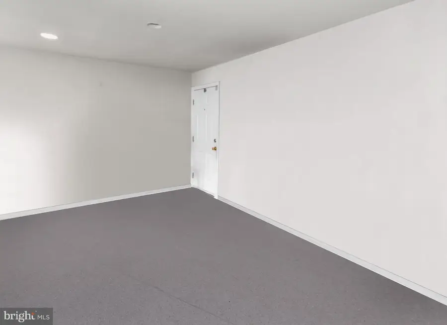 5009 D St Se #202, Washington, DC 20019 - #3