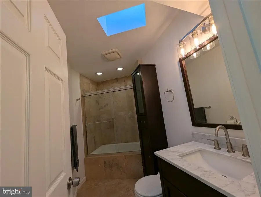 615 3rd St Ne #9, Washington, DC 20002 - #2