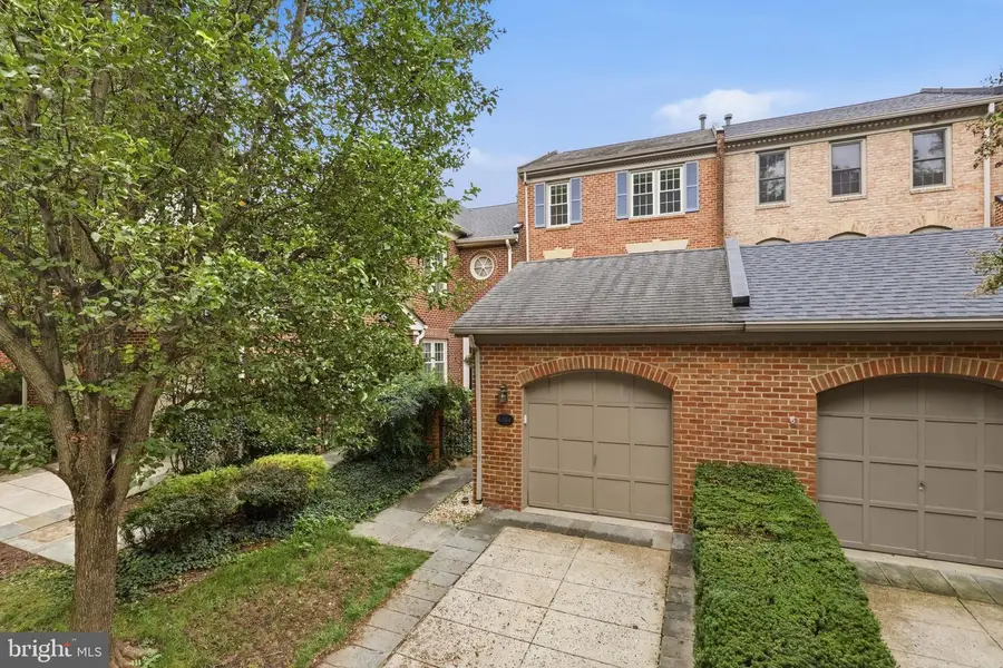 4006 Highwood Ct Nw, Washington, DC 20007 - #2