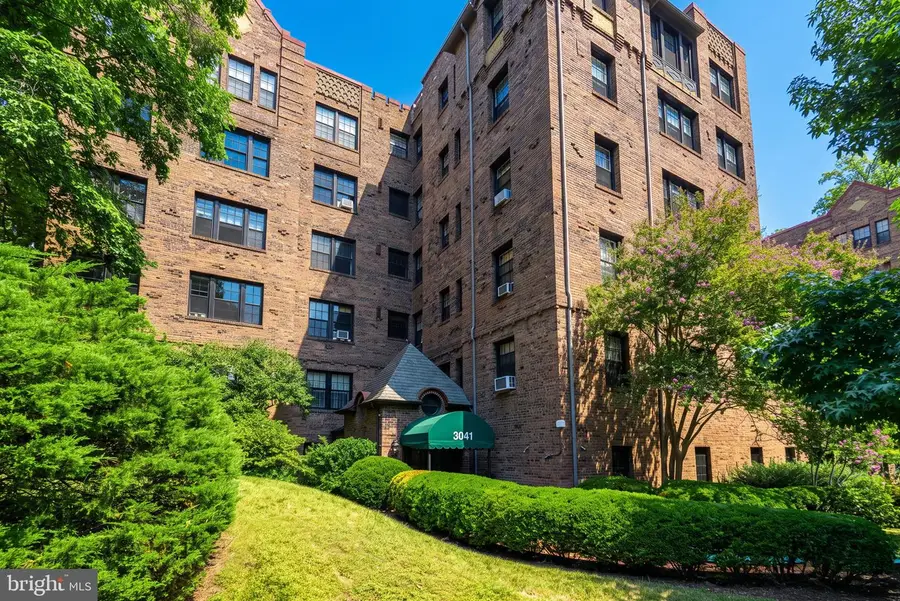 3041 Sedgwick Street Nw #201-d, Washington, DC 20008 - #2