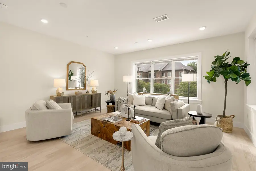 502 Edgewood St Ne #2, Washington, DC 20017 - #2