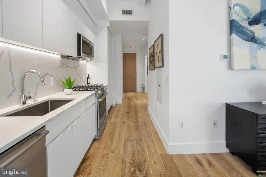 1324 E St Se #103, Washington, DC 20003 - #3