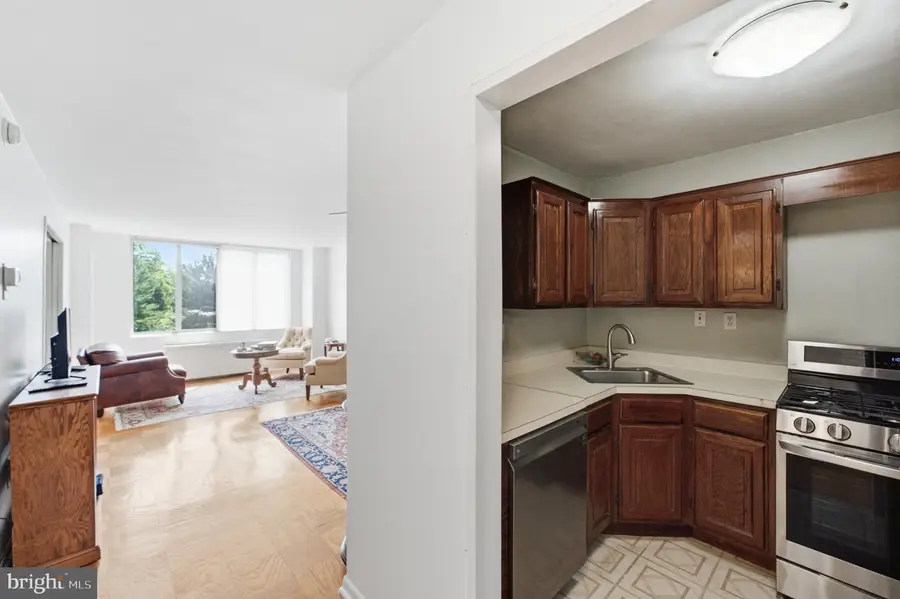 2939 Van Ness St Nw #938, Washington, DC 20008 - #2